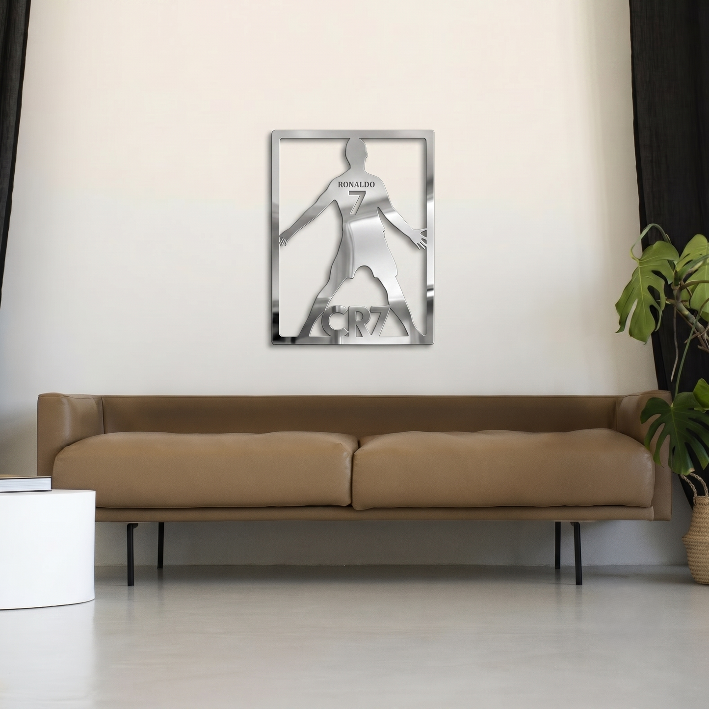 Cristiano Ronaldo CR7 Silhouette Metal Wall Art - Modern Soccer Fan Decor