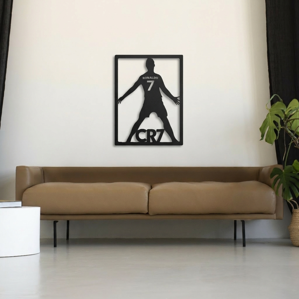 Cristiano Ronaldo CR7 Silhouette Metal Wall Art - Modern Soccer Fan Decor